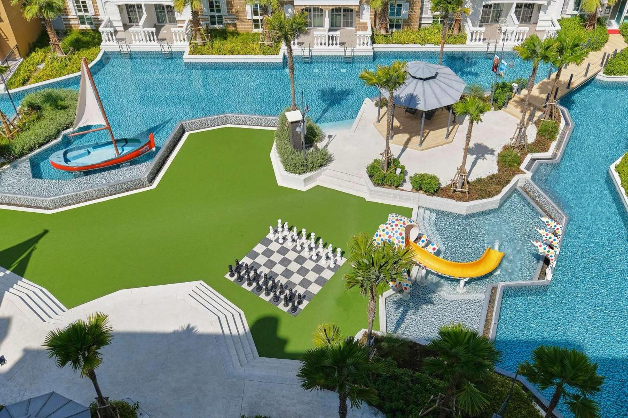 Seven Seas Cote De Azur Hotel На Джомтиен Екстериор снимка